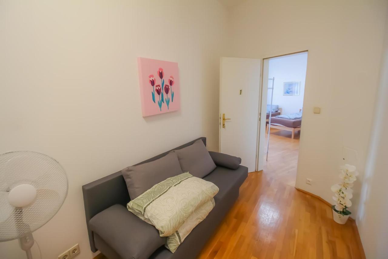 Family 3 Bedroom Apartment Lv7 Viena Exterior foto